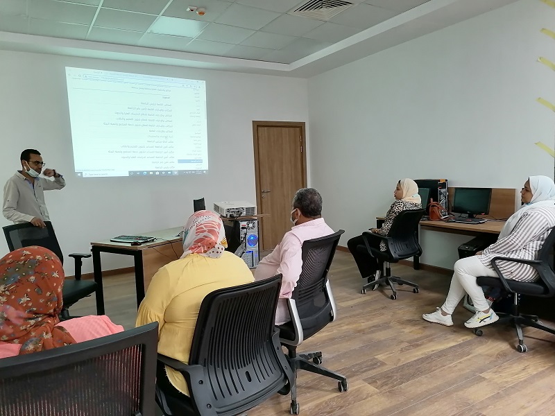 A workshop on Shams systems held by the Network and Information Technology Center