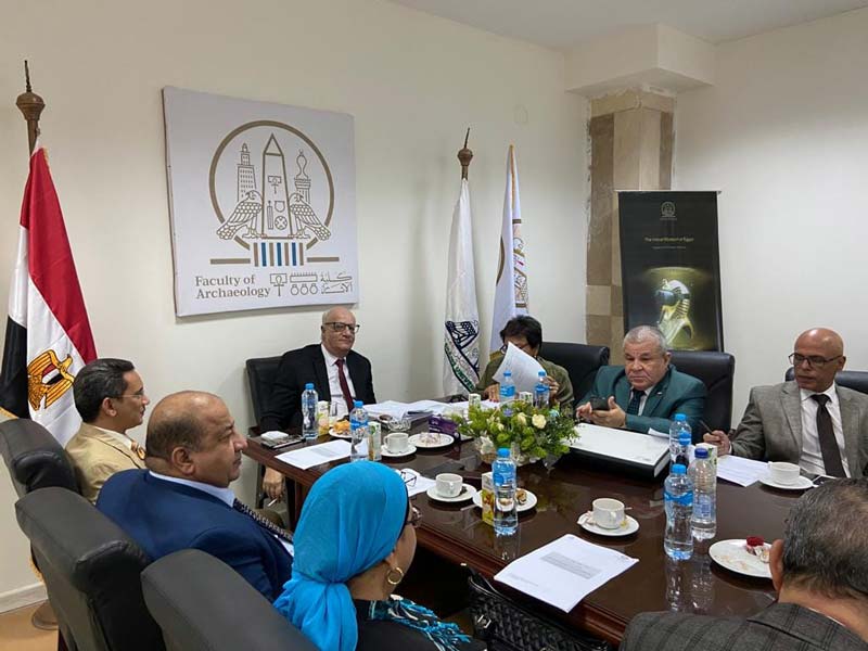 The Faculty of Archeology hosts the ninth meeting of the Antiquities Committee Sector of the Supreme Council of Universities