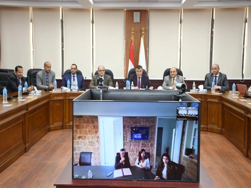 Signing an agreement between the Francophone University Agency and the Faculty of Law to establish a legal clinic as part of an international project involving French and Arab universities