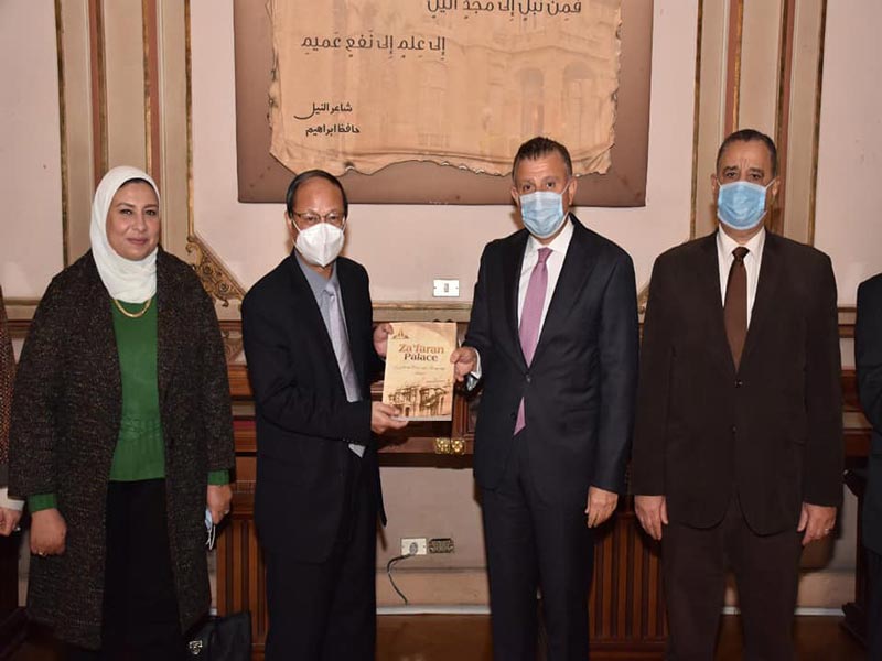 The President of Ain Shams University receives the Chinese cultural advisor to support ways of joint cooperation