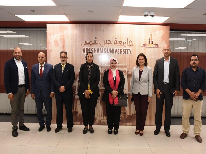 The Vice President of Ain Shams University receives the jury of the "Best Environmentally Friendly University" competition