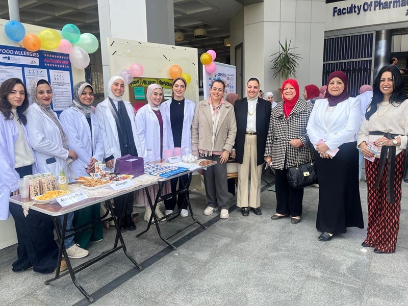 The Faculty of Pharmacy organizes the third health awareness forum "Your way to a healthy life"