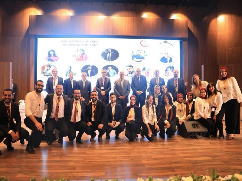 The Minister of Higher Education and the President of Ain Shams University witnessed the closing ceremony of the first conference of university hospitals at Ain Shams University