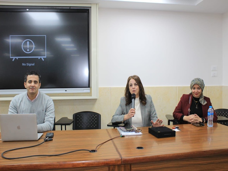 A seminar on digital reporting using mobile phones was held at the Faculty of Mass Communication