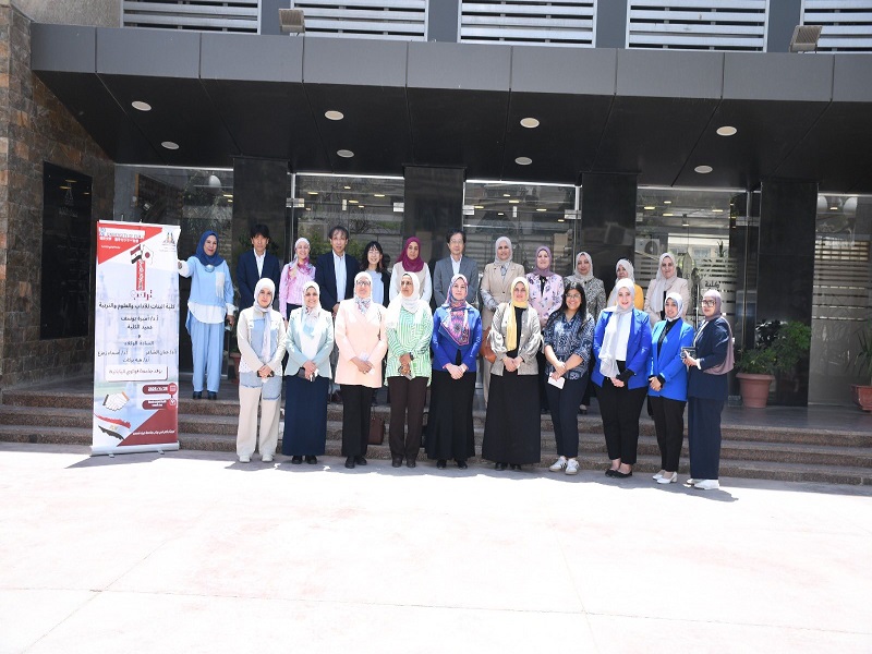The Dean of the Faculty of Girls receives a delegation from the University of Fukui, Japan, to enhance academic cooperation