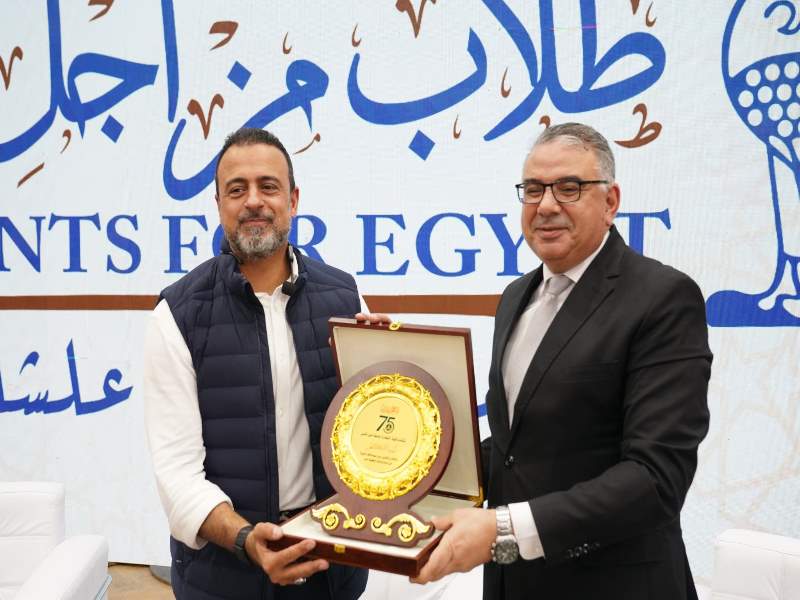 Amid a large student turnout… Preacher Mostafa Hosny visits Students for Egypt at Ain Shams University on the Faculty of Business campus