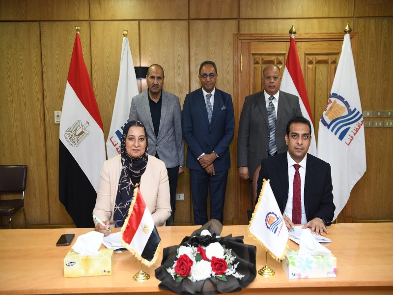 Ain Shams University signs a cooperation protocol with Qena Governorate to develop a visual and urban identity guide