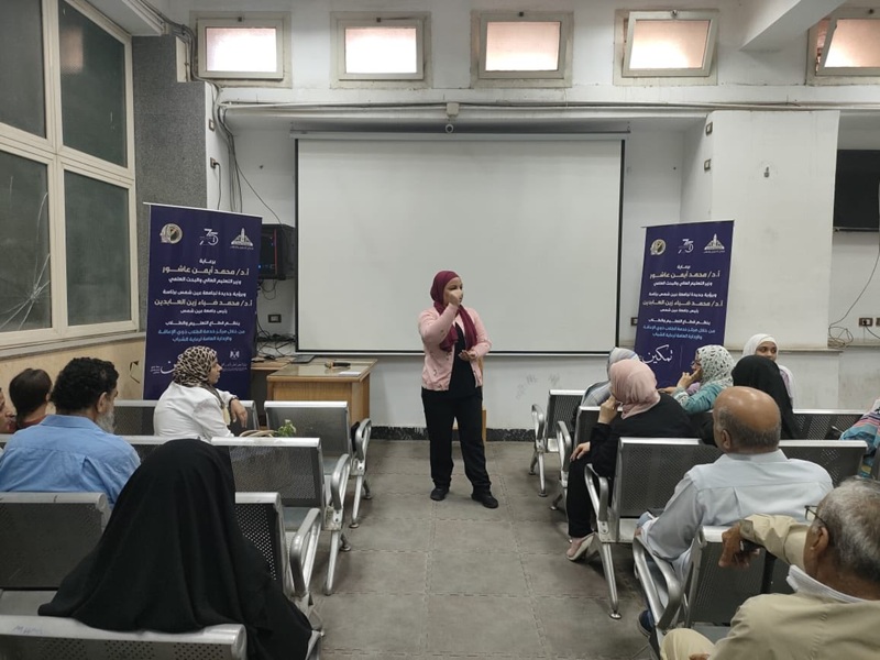 As part of “Tamkeen” Initiative, the Education and Student Sector continues its awareness seminars for families of students with disabilities, through a seminar on best practices for supporting families