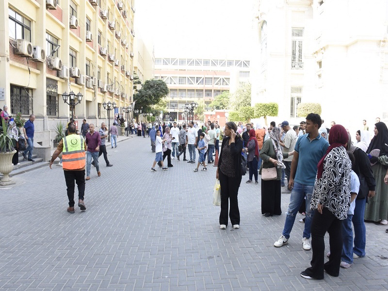 جامعة عين شمس تنفذ تجربة إخلاء ناجحة بالمباني الإدارية