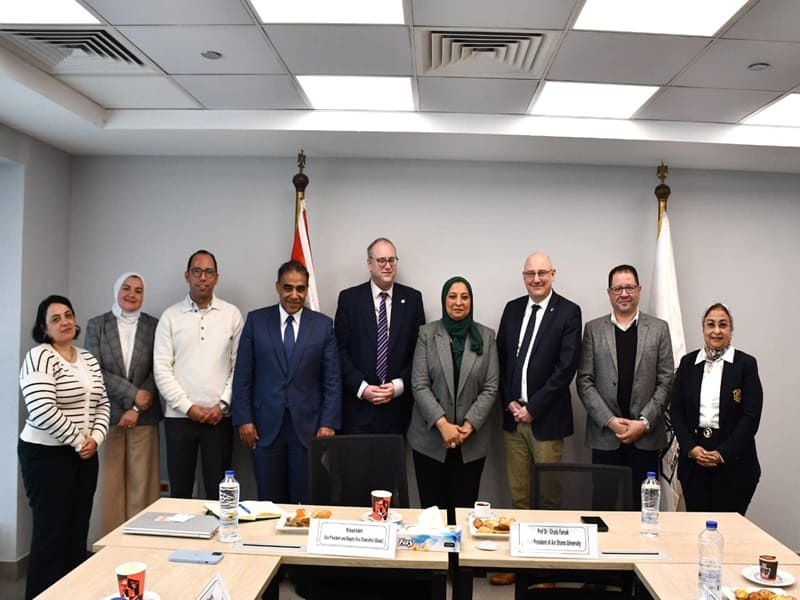 The meeting of the Higher Coordination Committee of Ain Shams University with a delegation from the British University of Exeter