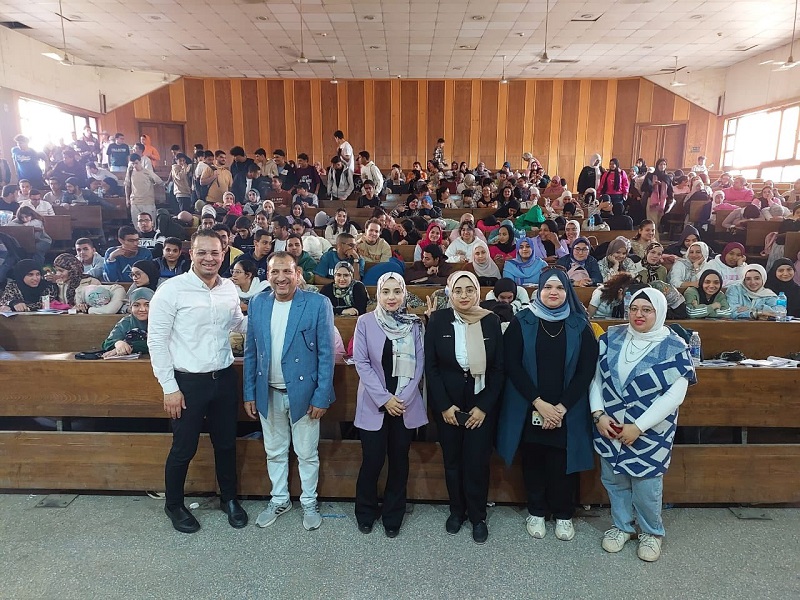 The Education and Student Affairs Sector at Ain Shams University organizes an awareness seminar on artificial intelligence and entrepreneurship