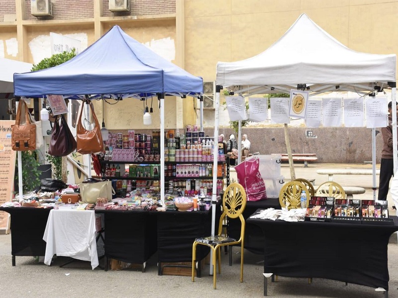 Ain Shams University continues to support national industry through the Egyptian Companies Exhibition on Campus B