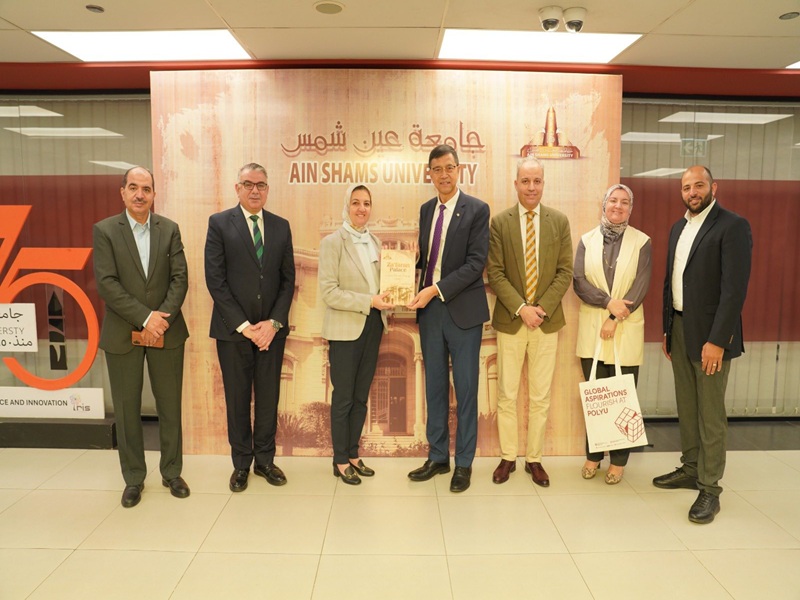 The Vice President for Graduate Studies receives a high-level delegation from the Hong Kong Polytechnic University to enhance cooperation