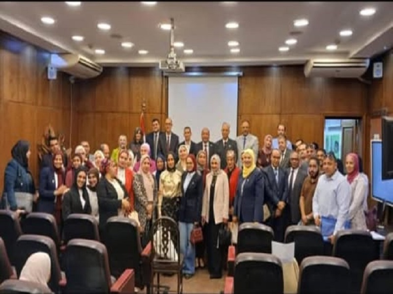 The second day of the first joint scientific seminar on Islamic archaeology between Ain Shams and Cairo Universities, entitled "New Visions in Islamic Arts and Architecture," was held