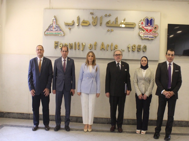 The Vice President for Education and Student Affairs at Ain Shams University inaugurates the activities of the 15th International Scientific Conference of the Faculty of Arts on the application of AI in the humanities