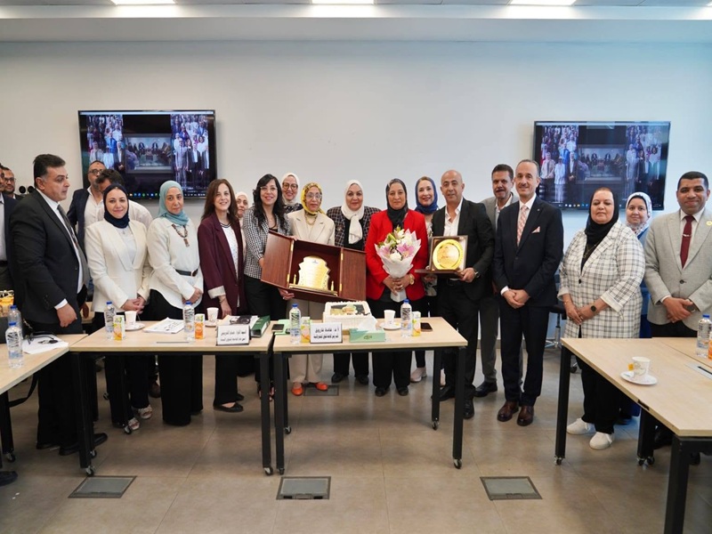 Ain Shams University’s Community Service and Environmental Development Sector Council Honors the Vice President in Appreciation of Her Distinguished Service and Remarkable Contributions