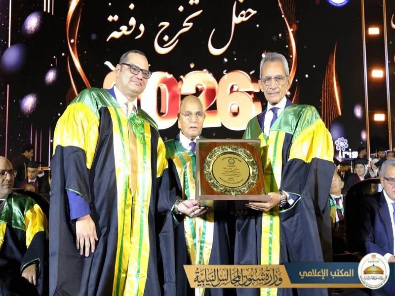 وزير شئون المجالس النيابية ضيف شرف حفل تخرج الدفعة (73) بكلية الحقوق لعام 2026 … ويُعرب عن اعتزازه بتكريمه في صرحه الأكاديمي