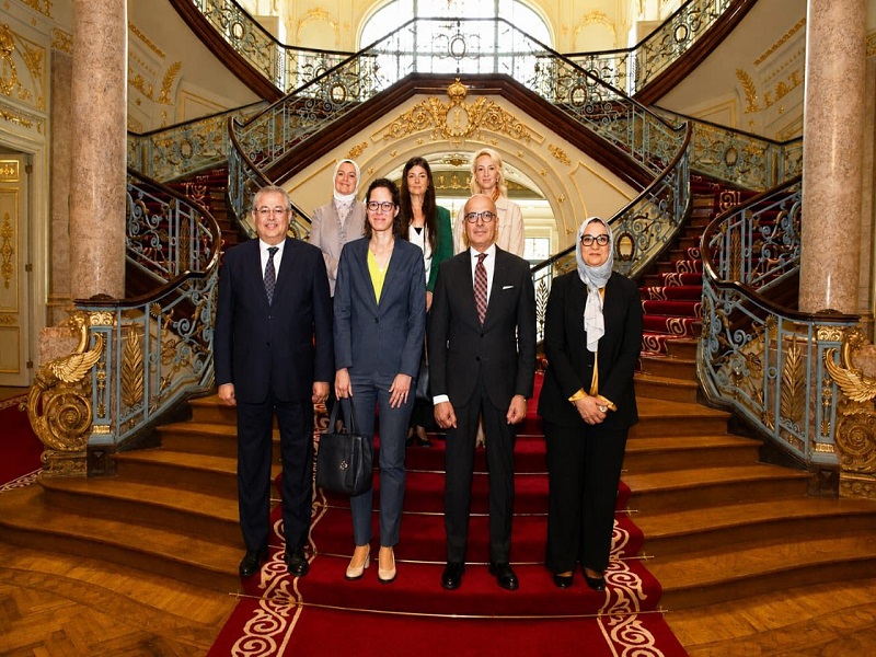 President of Ain Shams University Receives Hungarian Ambassador to Discuss Joint Academic Cooperation