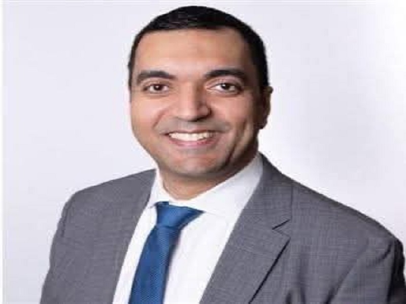 The President of Ain Shams University Congratulates Dr. Mohamed Al-Alfy on His Election as President of the Royal College of Ophthalmologists in the United Kingdom