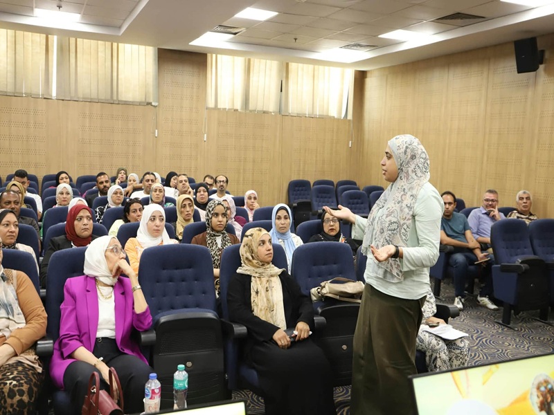 كلية الطب تنظم ندوة توعوية بمناسبة اليوم العالمي لمرض ألزهايمر