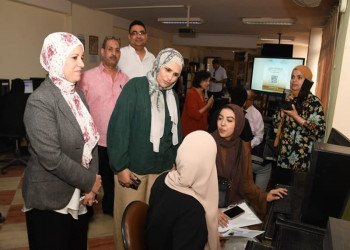 At the end of the first day of the launch of the electronic tertiary work for the first phase, 1,500 students flocked to the electronic tertiary laboratories at Ain Shams University