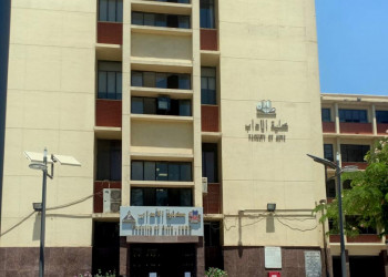 تعرف على مميزات برامج الساعات المعتمدة بكلية الآداب جامعة عين شمس