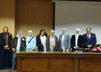 “Myths and Facts about Healthy Eating: A Journey to Discover the Secrets of Balanced Nutrition in Your Daily Life” Seminar at the Faculty of Al-Alsun