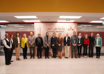 The Vice President of Ain Shams University receives a delegation from the University of Strasbourg, France