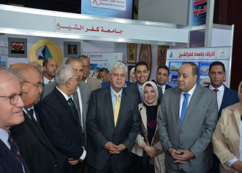 The tour of the Ministers of Higher Education, Scientific Research and Technical Education at the Ain Shams University Pavilion at Akhbar Al-Youm Exhibition for Higher Education and Scientific Research in its seventh edition